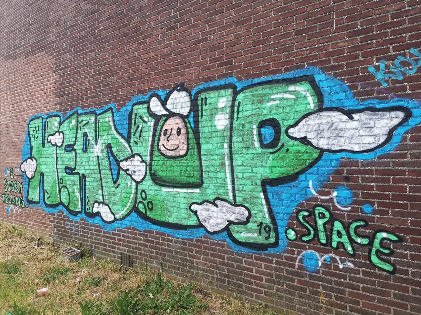 HeadUP Graffiti.jpg